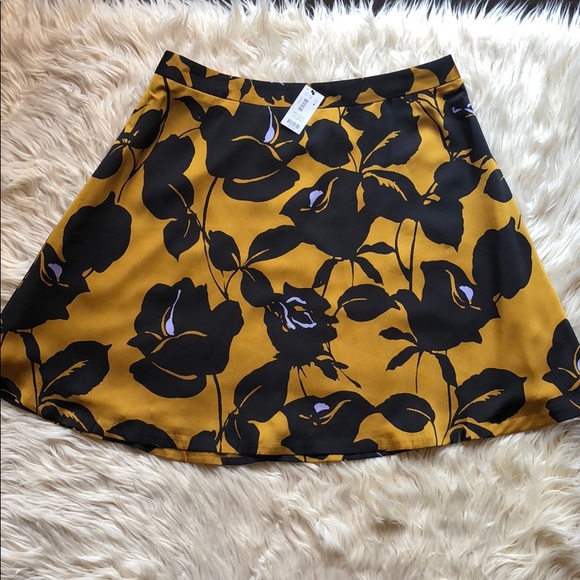 The Limited Dresses & Skirts - The Limited NWT gold/black floral skirt